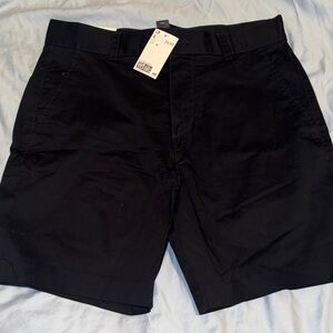 H&M Men's Classic Black Flat Front Shorts size 30 W